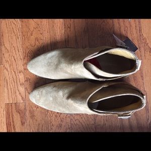 Suede men’s boots